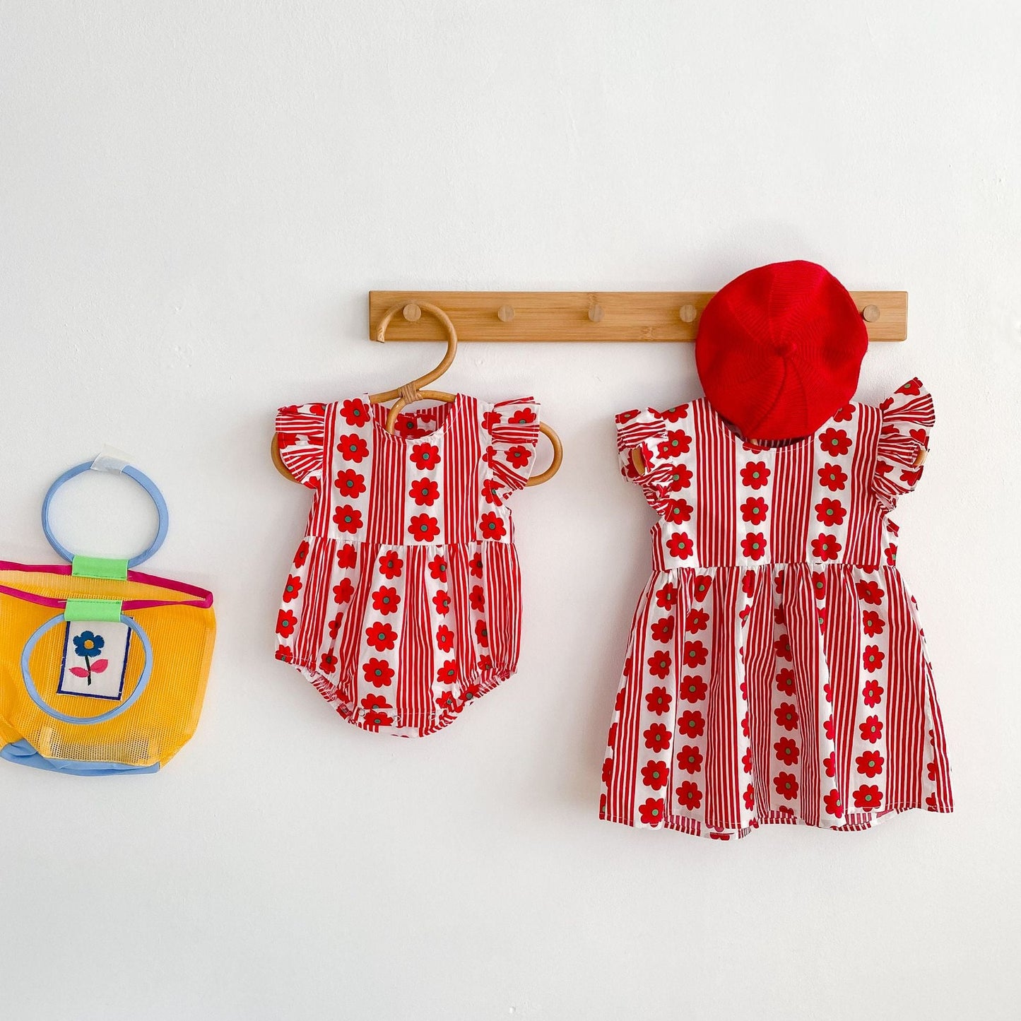 Design Summer Girls Flowers And Striped Pattern Fly Sleeves Onesies And Dress – Sister Matching Clothing Set-3